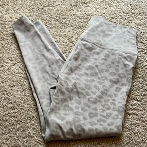 Beyond Yoga Leopard Leggings